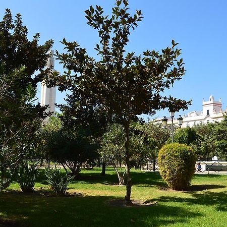 Apartamento El Baluarte Cadiz Luaran gambar