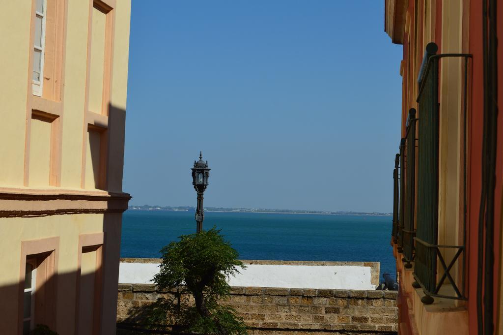 Apartamento El Baluarte Cadiz Luaran gambar